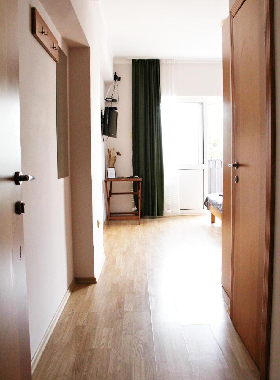 Apartments Astoria Hn Херцег Нови Екстериор снимка